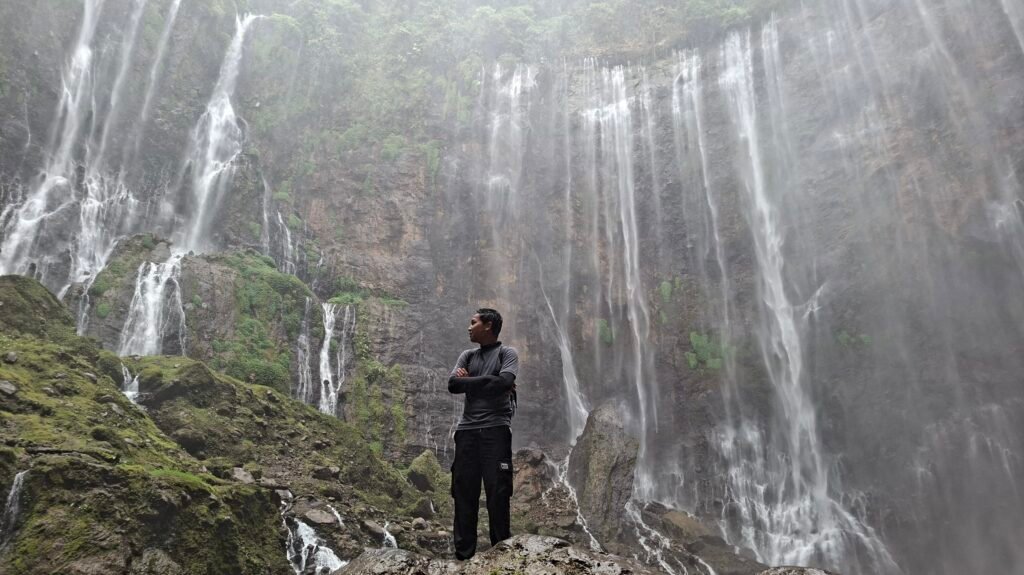 Spot foto favorit Tumpak Sewu Lumajang.