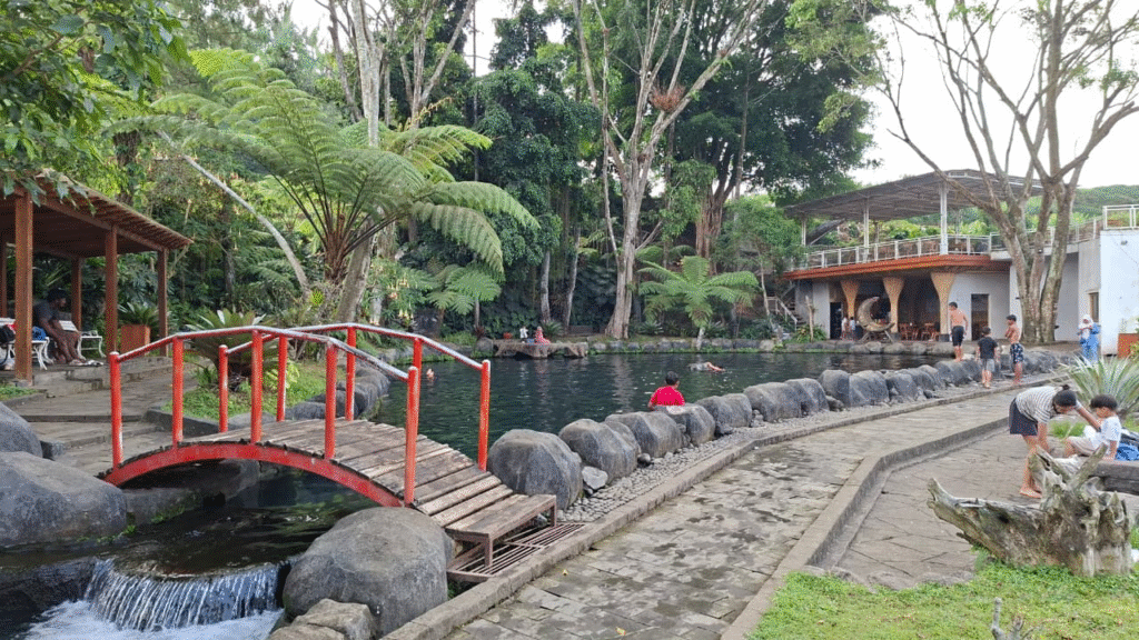 Hidden Gem di Pujon? Madiredo Punya Kolam Mata Air yang Menyegarkan -
